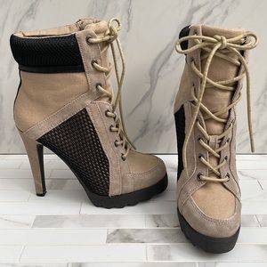 Nine West Beige/Black Lace Up Lug Sole Mesh Detail Stiletto Boots Size 6.5